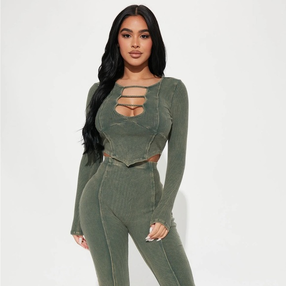 Fashion Nova Janie Olive Legging Set - Picture 1 of 8